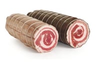 Pancetta arrotolata al pepe nero trancio 650g