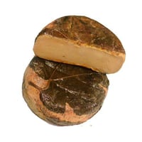 In Feigenblättern gereifter Pecorino-Käse 500 g