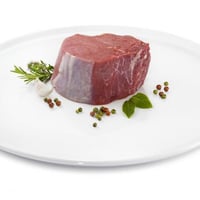 Sliced adult beef fillet 1kg