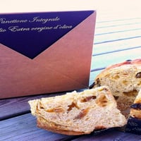 Wholemeal panettone with EVO oil with hazelnuts 500g gift box