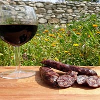 Wild boar and black pig sausage with Montepulciano 165g