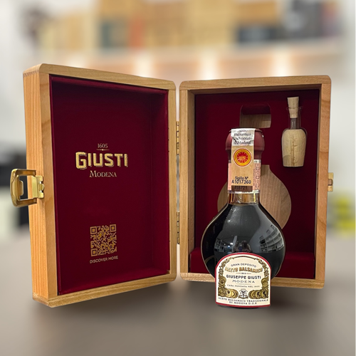 Aceto Balsamico Tradizionale di Modena DOP - Acetaia Giusti