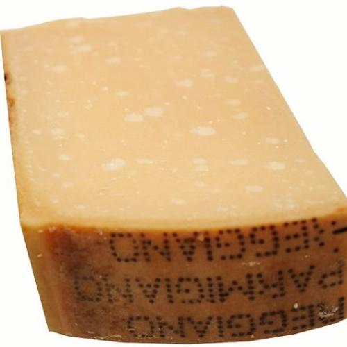 Parmigiano Reggiano DOP 26 meses, calidad de montaña, 1 kg