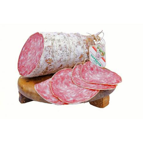 Classic Sopressa Veneta salami with whole garlic 2.6 kg