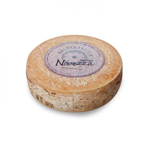 Malga Novezza, 1/4 van een vorm van 2 kg