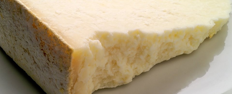 Che cos’è il formaggio d’alpeggio? Il formaggio d’alpeggio o di malga
