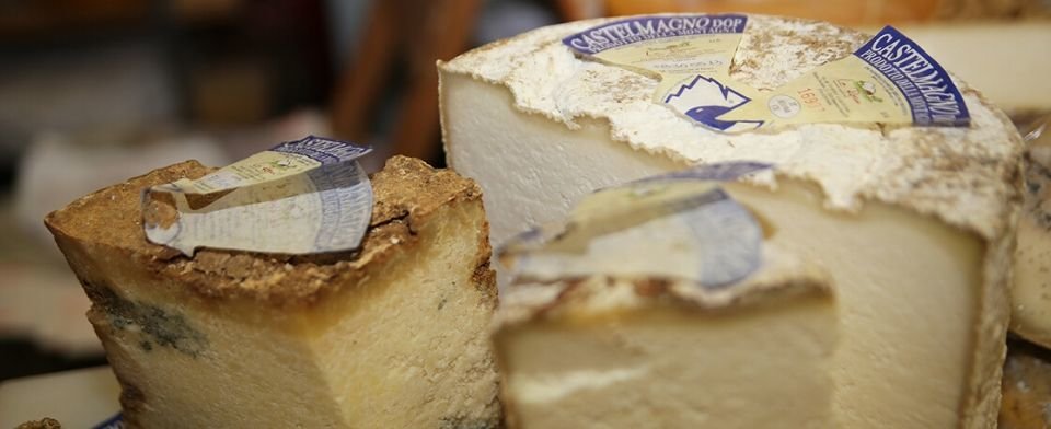 Castelmagno, nobile formaggio DOP della tradizione piemontese