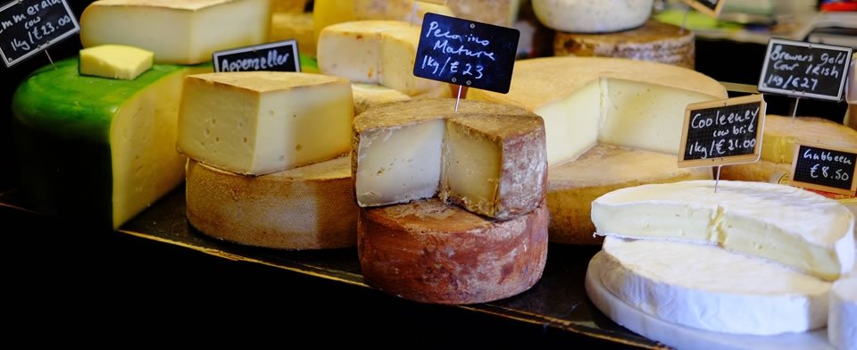 Conservare il formaggio in frigo: 10 consigli per farlo