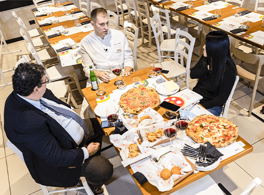 How to Pizza: the best pizza in Naples with Pignataro and Salvo- pt. 2